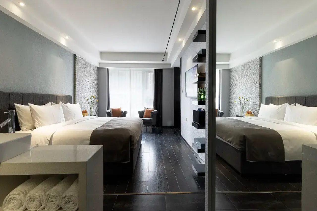 Holz Hotel Shenyang Exteriör bild